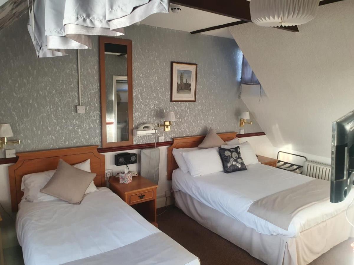 אילי The Nyton Guesthouse מראה חיצוני תמונה