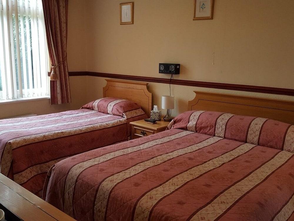 אילי The Nyton Guesthouse מראה חיצוני תמונה