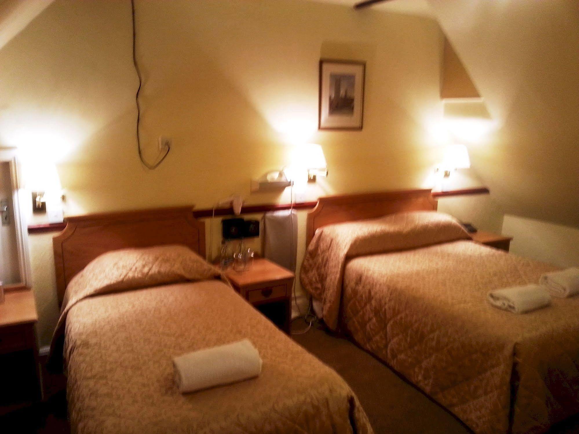 אילי The Nyton Guesthouse מראה חיצוני תמונה